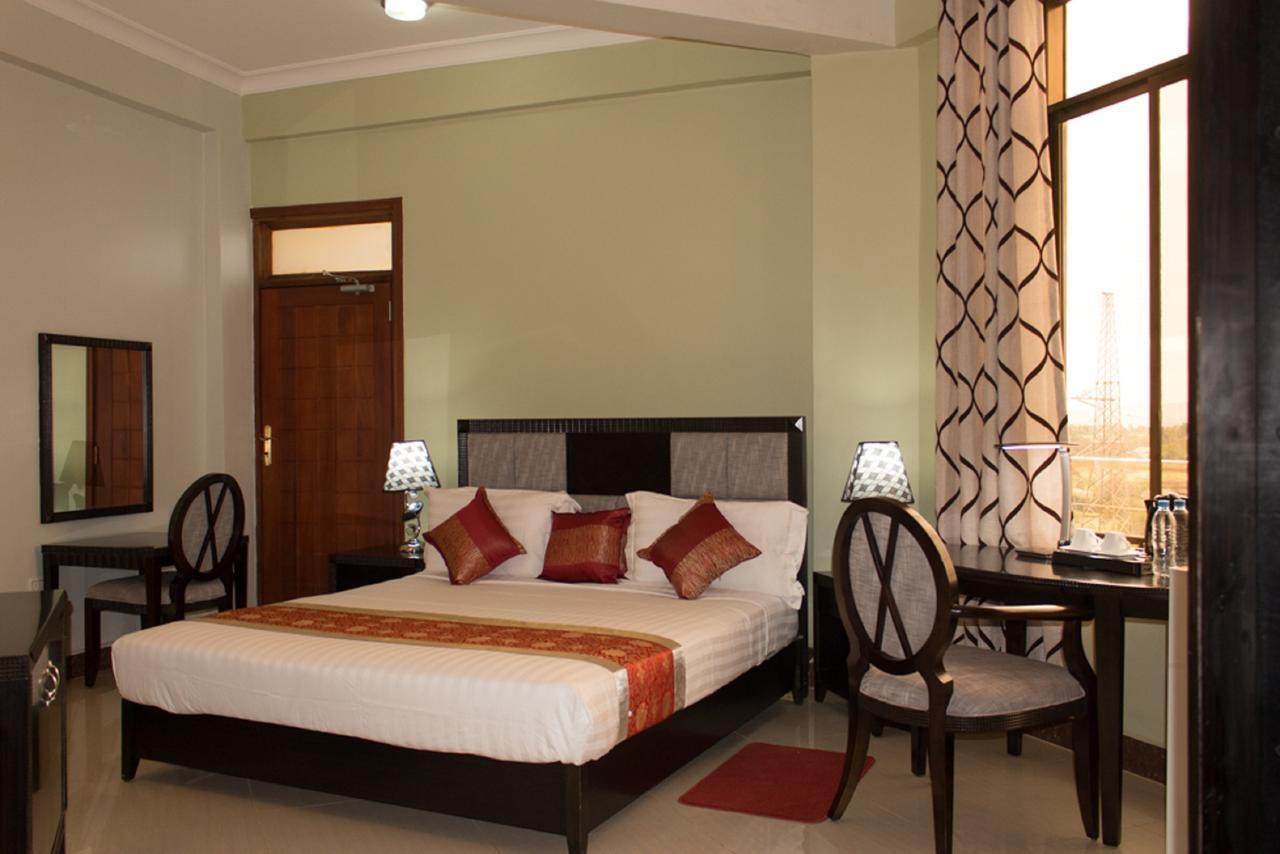 Flomi Hotel Morogoro Екстер'єр фото