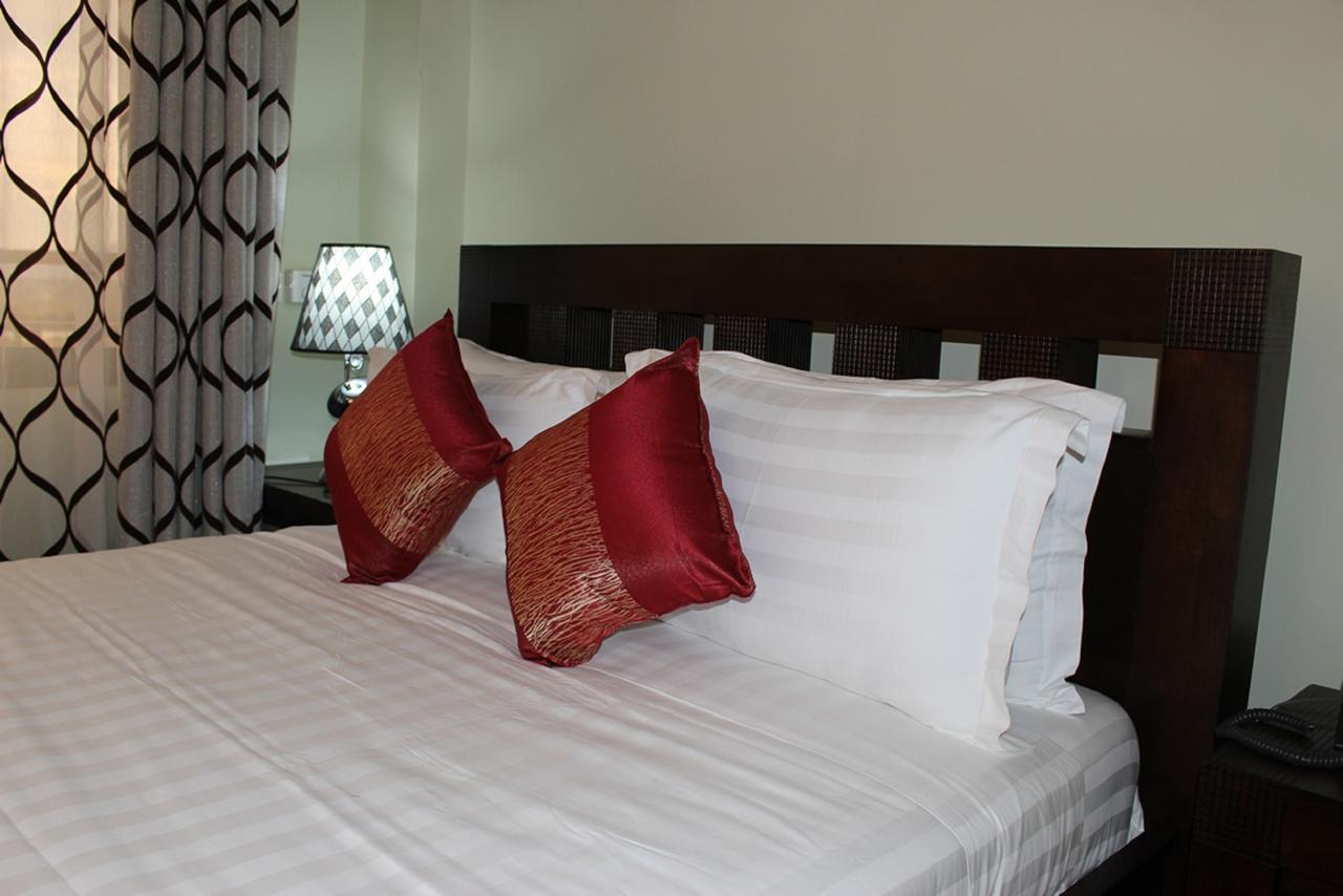 Flomi Hotel Morogoro Екстер'єр фото