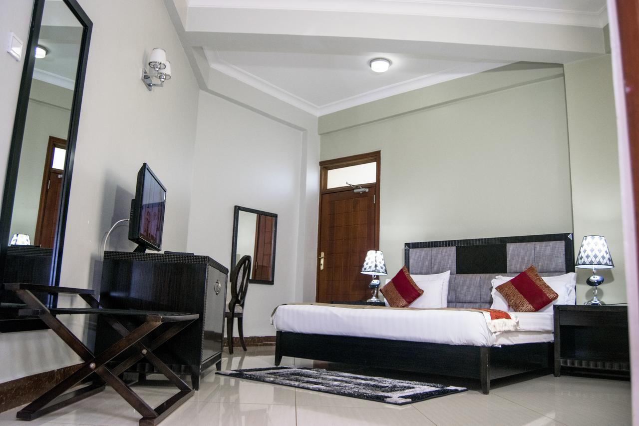 Flomi Hotel Morogoro Екстер'єр фото
