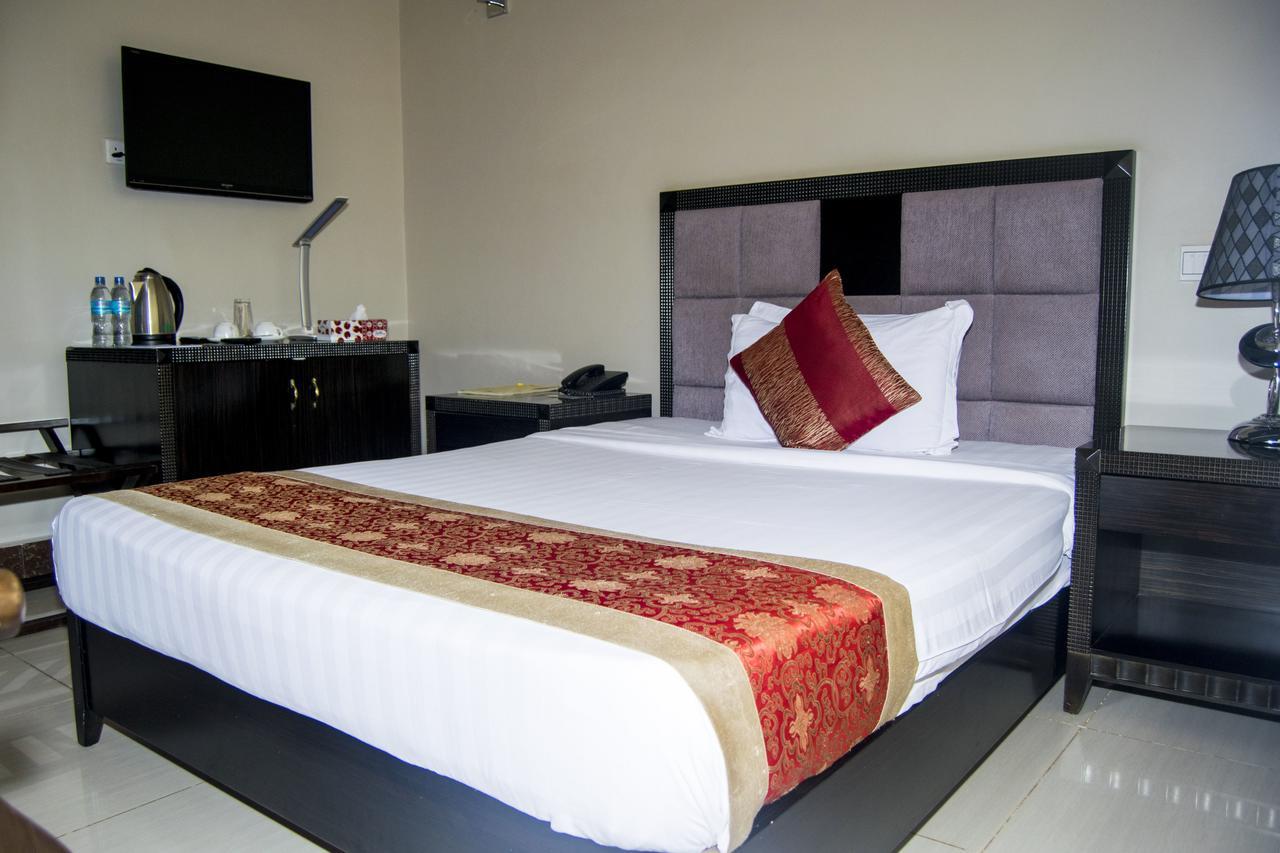 Flomi Hotel Morogoro Екстер'єр фото